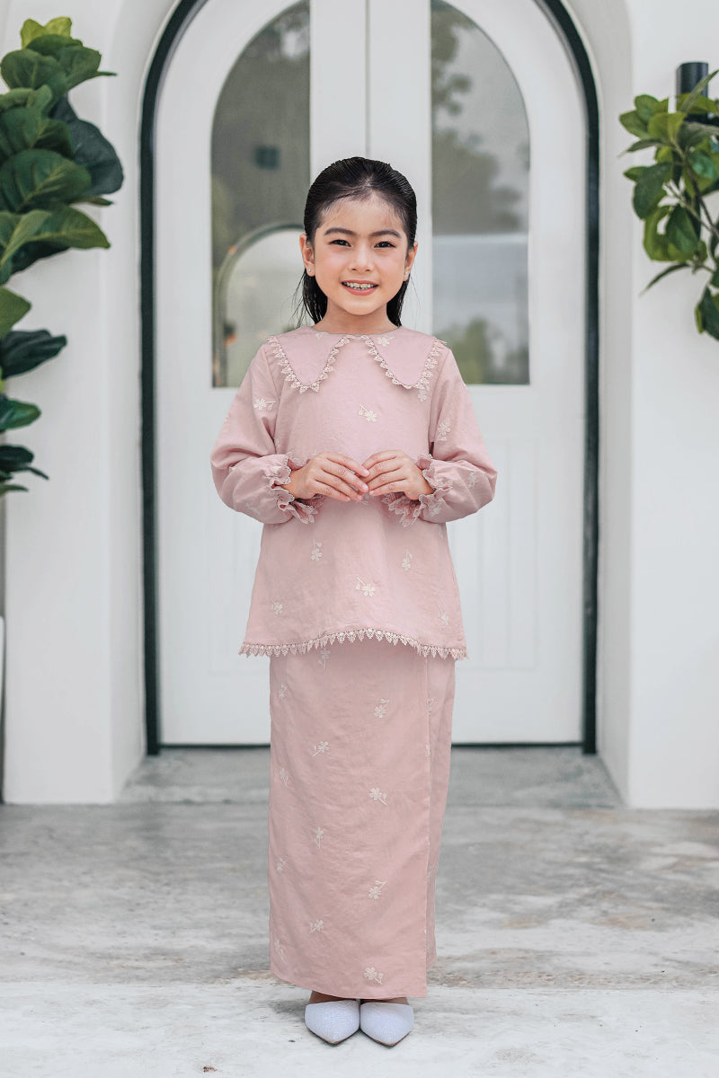 Pre-Order : KAPAS MELUR 03 KIDS - Dusty Pink