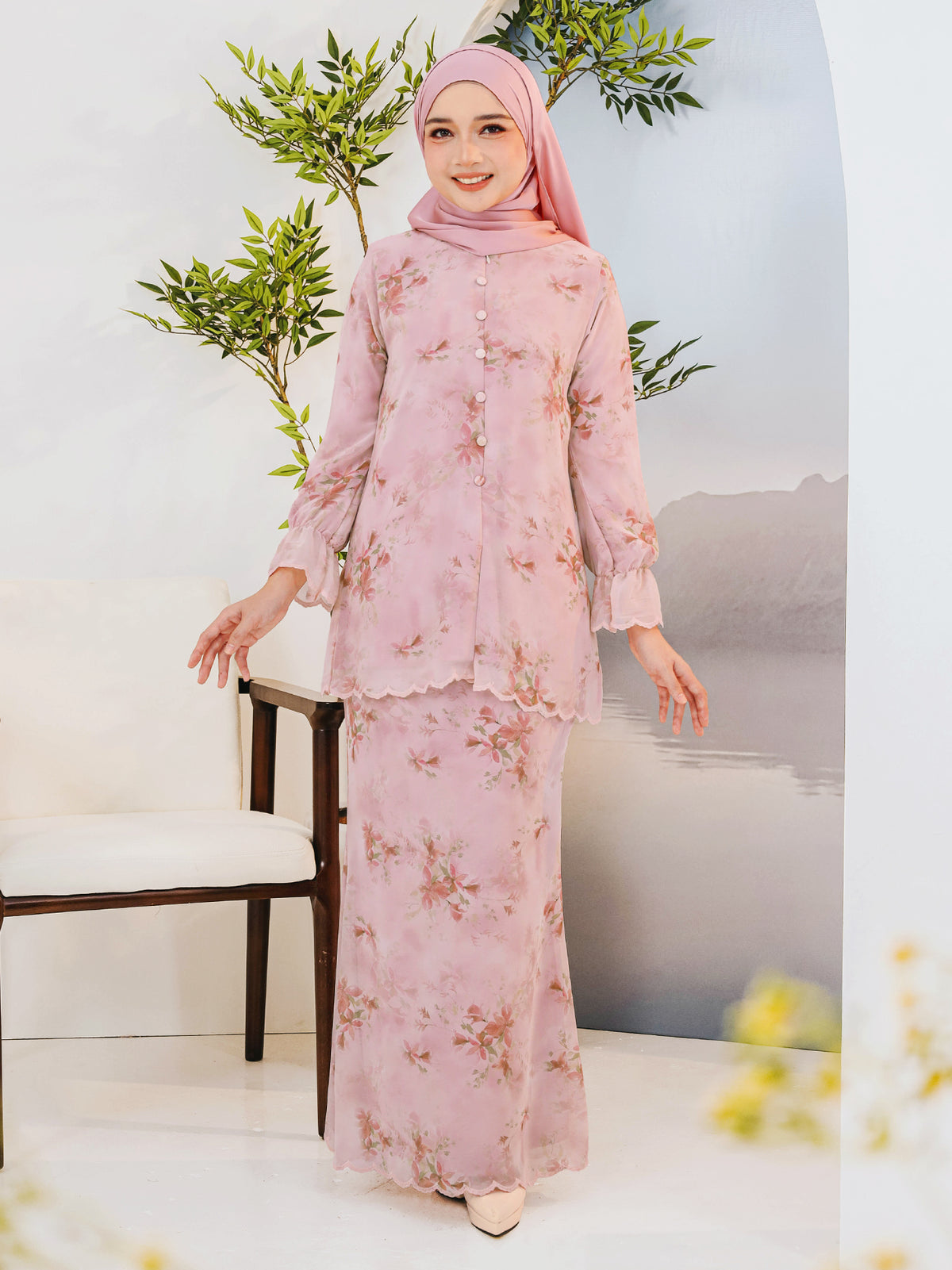 MANES AYU 02 - Pale Pink