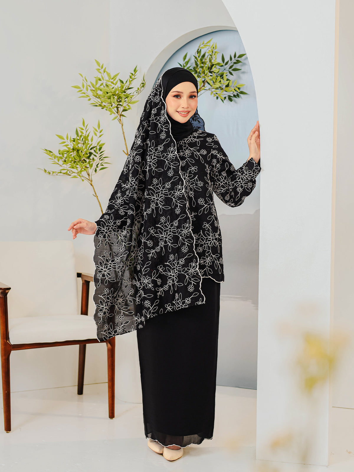 KAPAS CAHYA 01 - Black (Selendang Included)