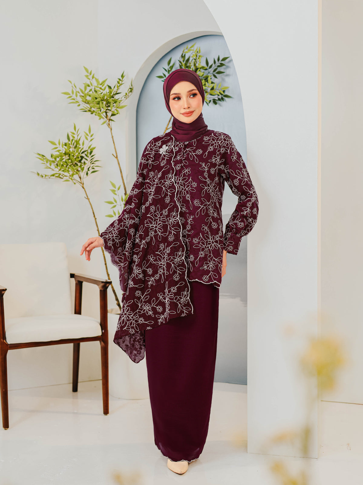 KAPAS CAHYA 02 - Burgundy (Selendang Included)