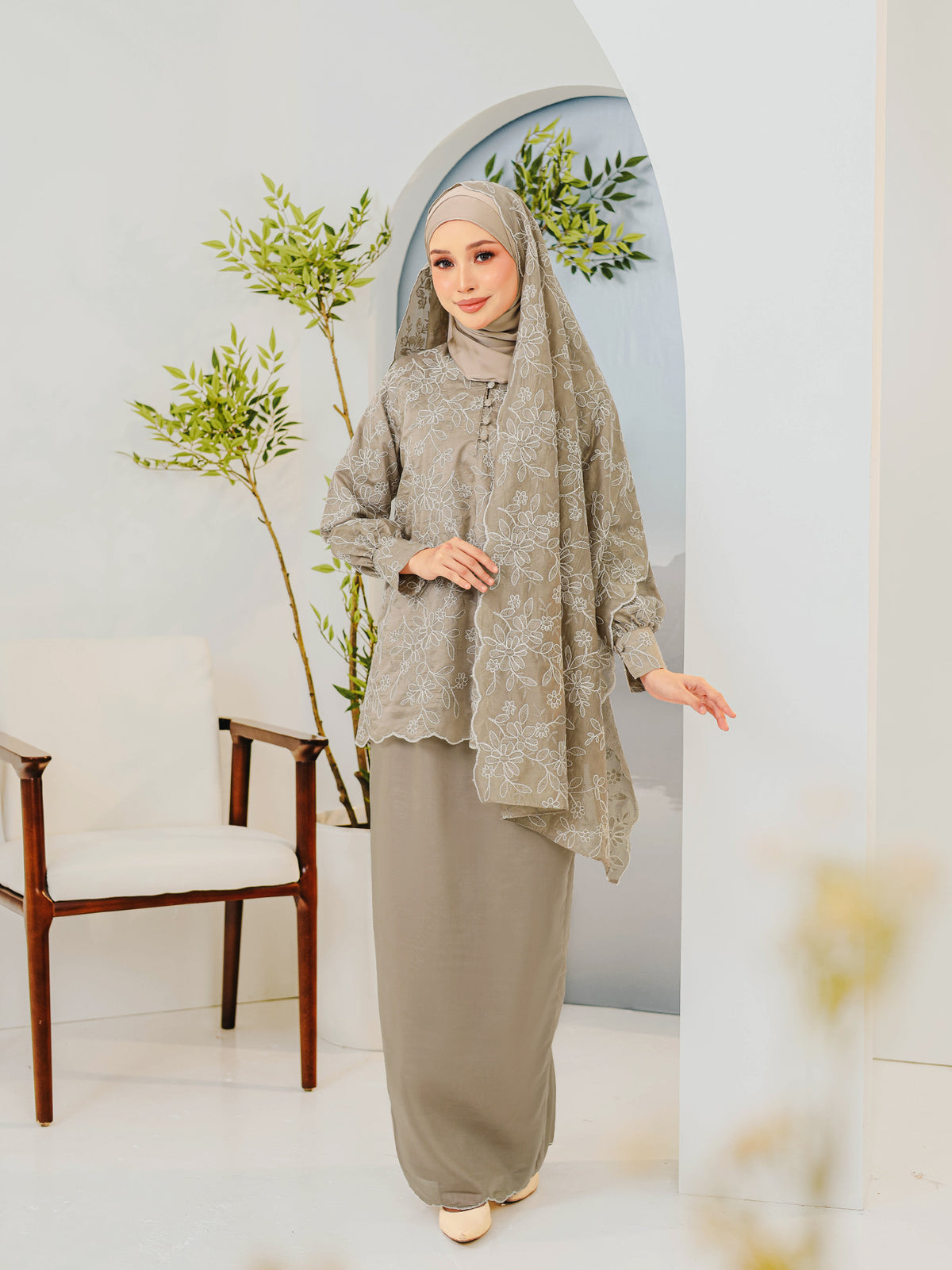 KAPAS CAHYA 06 - Nude Khaki (Selendang Included)