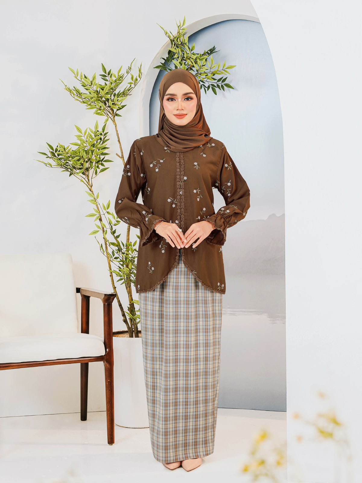 [PRE ORDER] KAPAS DAHLIA 02 - Brown Blueberry