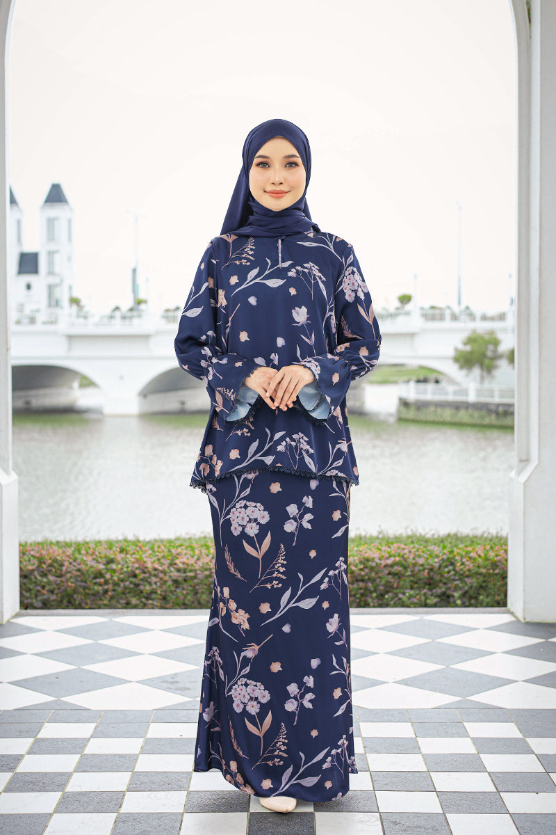 Pre Order : KASEH DEWI 02 - Navy Blue