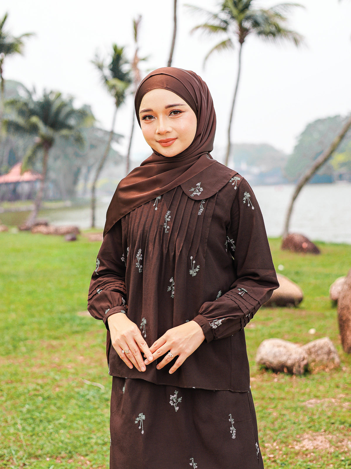 KAPAS HANAA 02 - Rich Brown