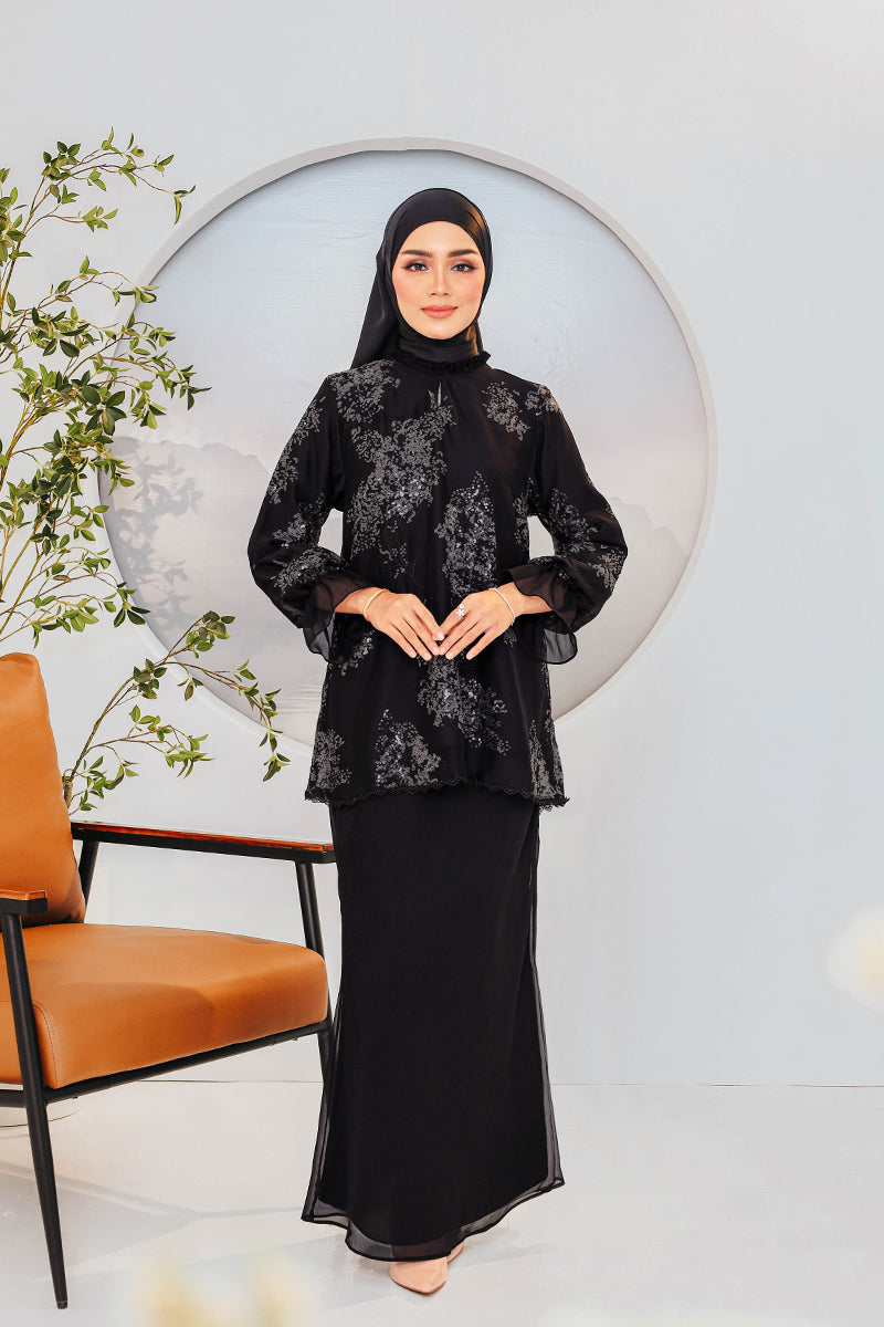 [PRE ORDER] MANES HARUM 06 - Black