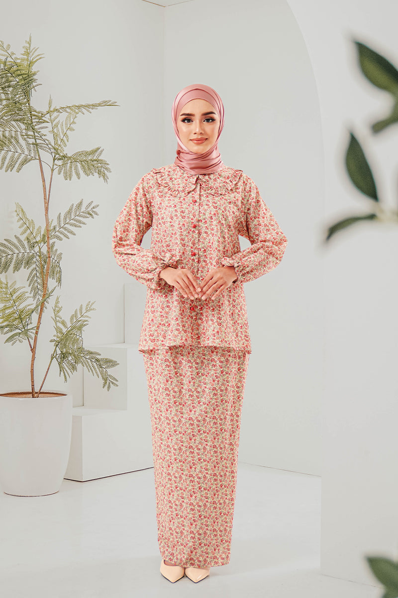 KAPAS IRIS 01 - Apricot Blush