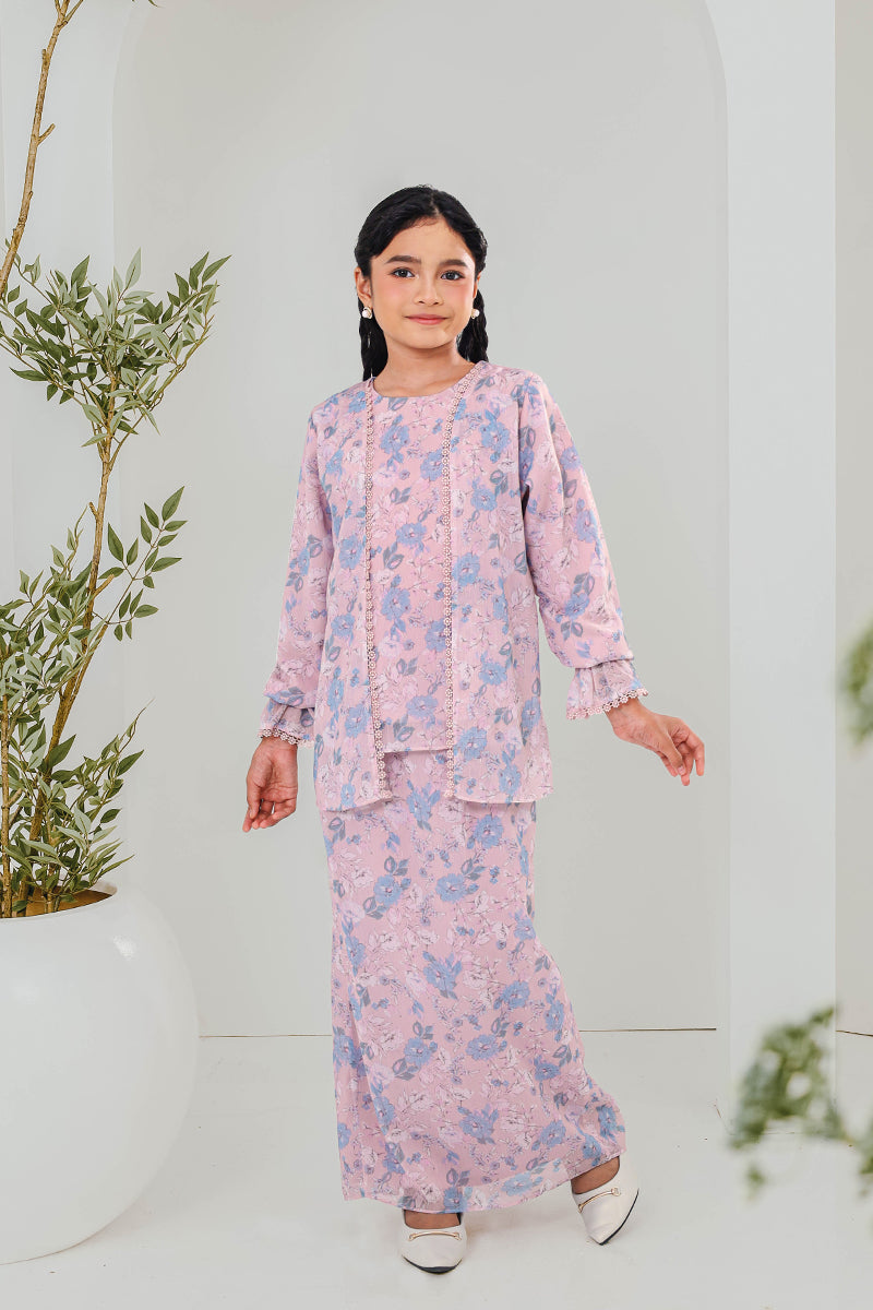 [PRE-ORDER] MANES JELITA 04 KIDS - Pale Pink