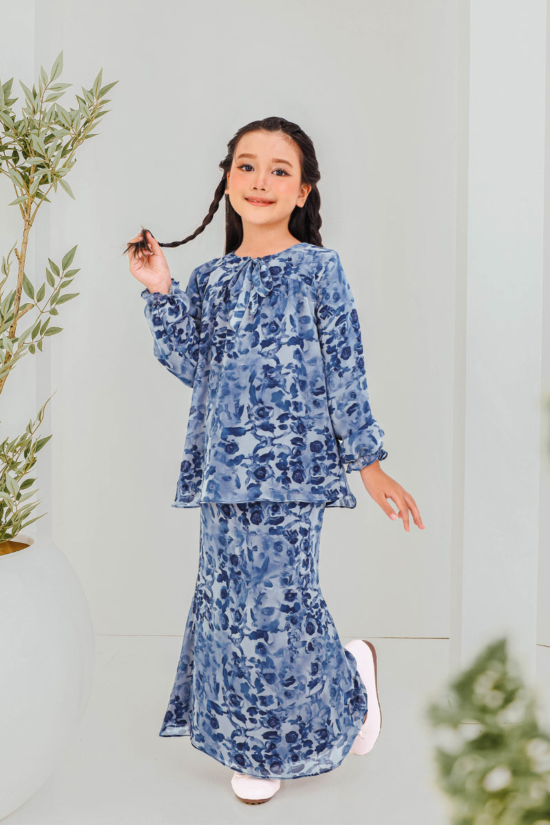 [PRE-ORDER] MANES JUWITA 01 KIDS - Navy Blue