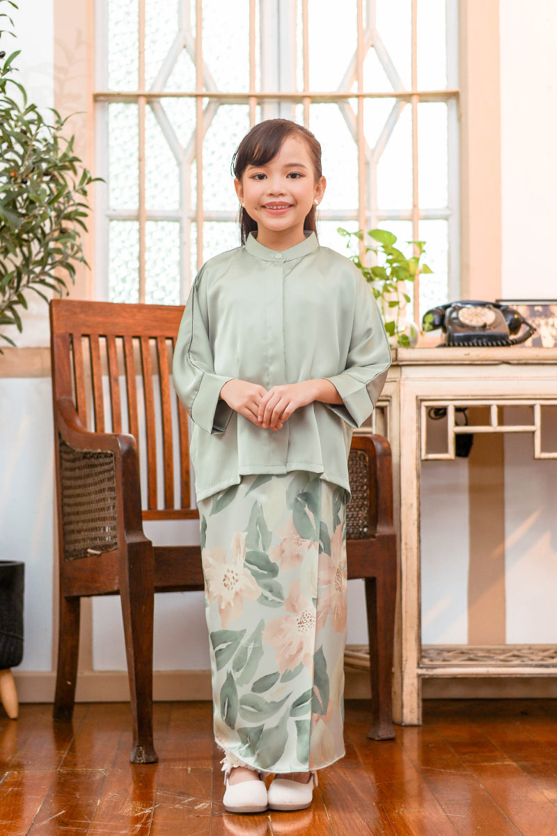 ADINDA KARTIKA 01 KIDS - Sage Green