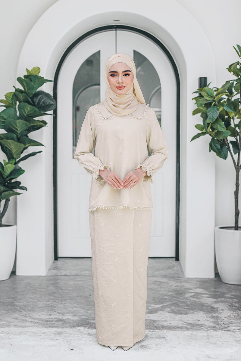 Pre-Order : KAPAS MELUR 02 - Pastel Nude