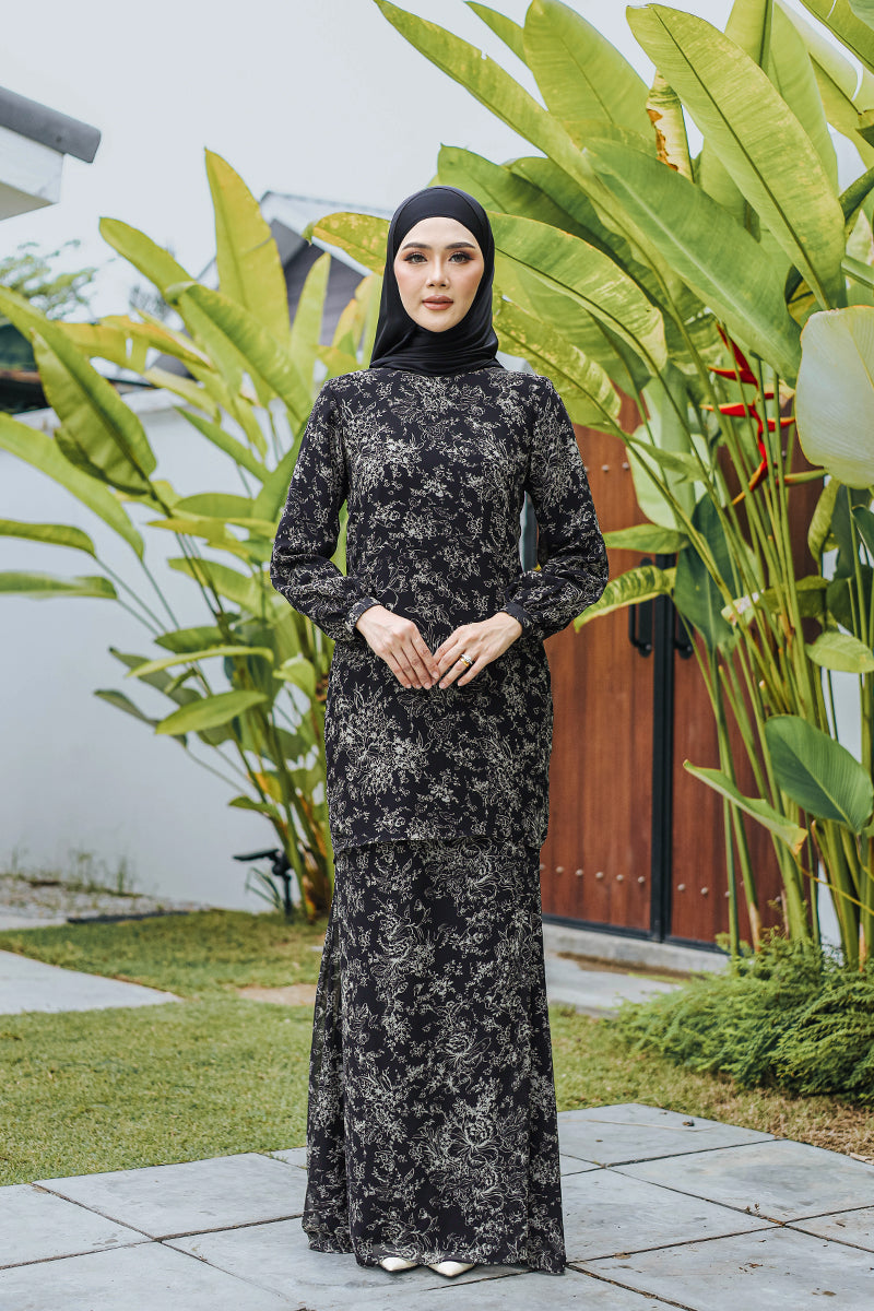 Pre Order : MANES MURNI 02 - Black