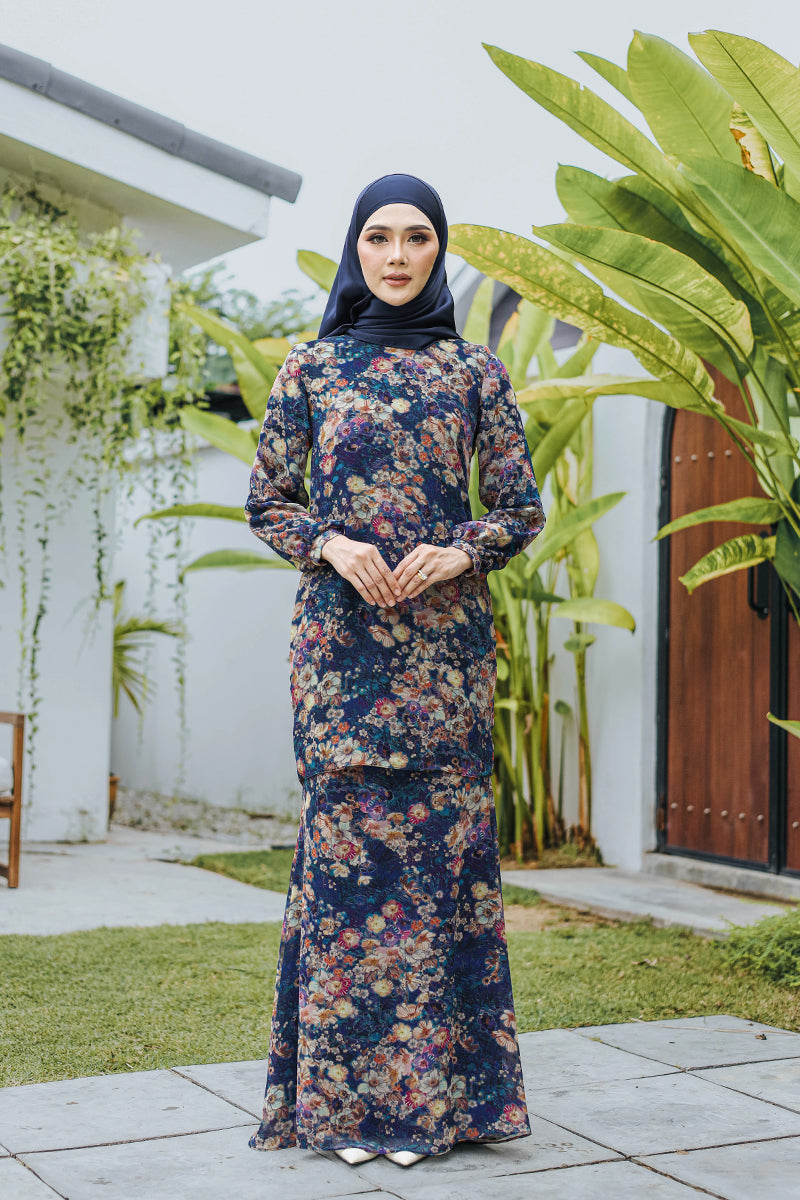 Pre Order : MANES MURNI 06 - Navy Blue