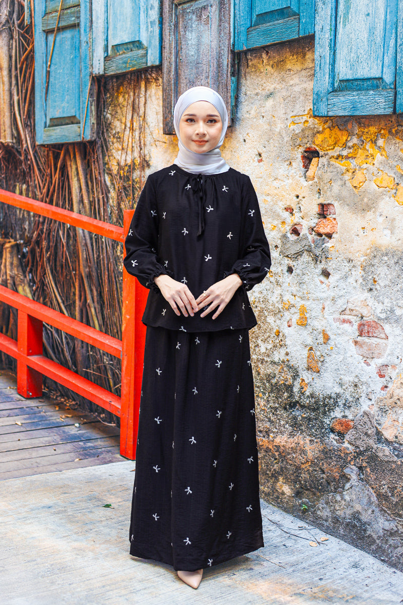 KAPAS RHEA 02 - Black