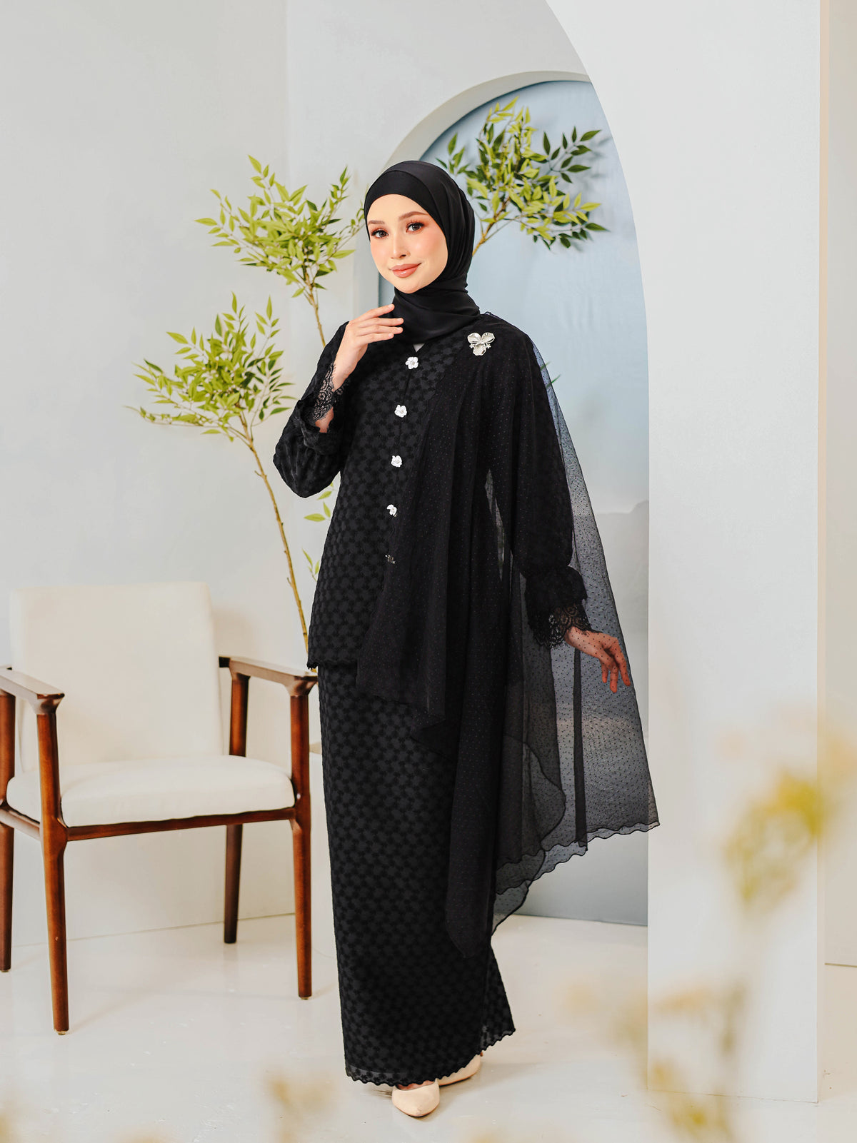 MANES WANGI 01 - Black (Selendang Included)