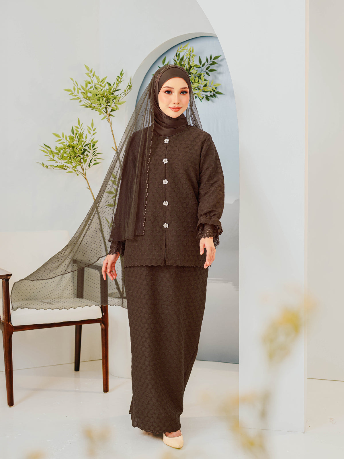 MANES WANGI 02 - Rich Brown (Selendang Included)