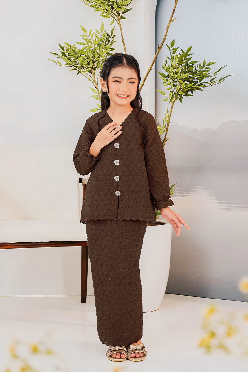 MANES WANGI 02 KIDS - Rich Brown