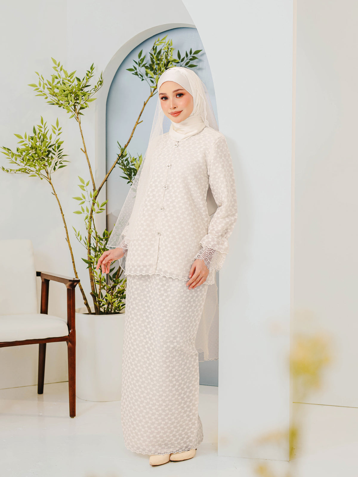 MANES WANGI 06 - Off White (Selendang Included)